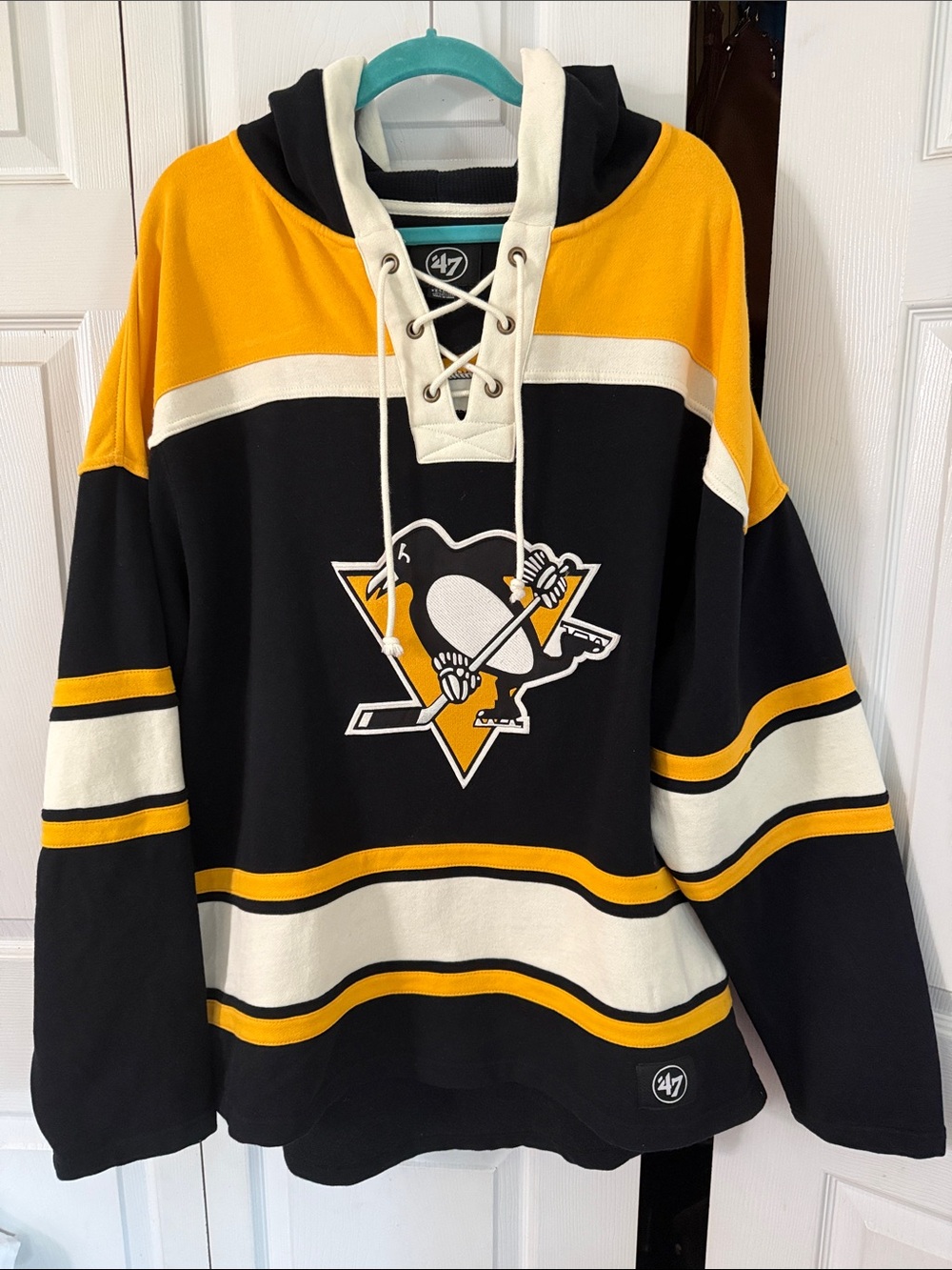 47 Brand Pittsburgh Penguins Lace-Up Pullover Hoodie /Jersey Black, Gold & White